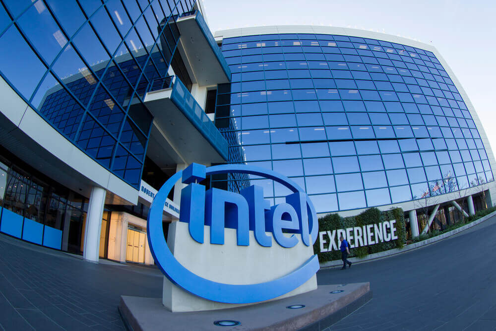 Intel relance ses activités de fonderie en partenariat avec Microsoft
