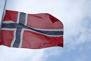Norway notes record loss