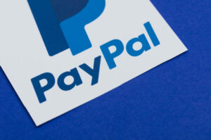 Paypal stock forecast comes up against Apple competition